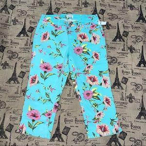 Oso Casual NWT! Blue Floral Print Stretch Crop Pant Size 6